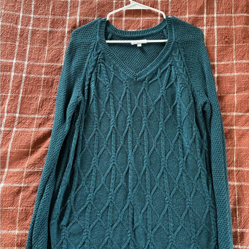 Cable Knit V-Neck Sweater